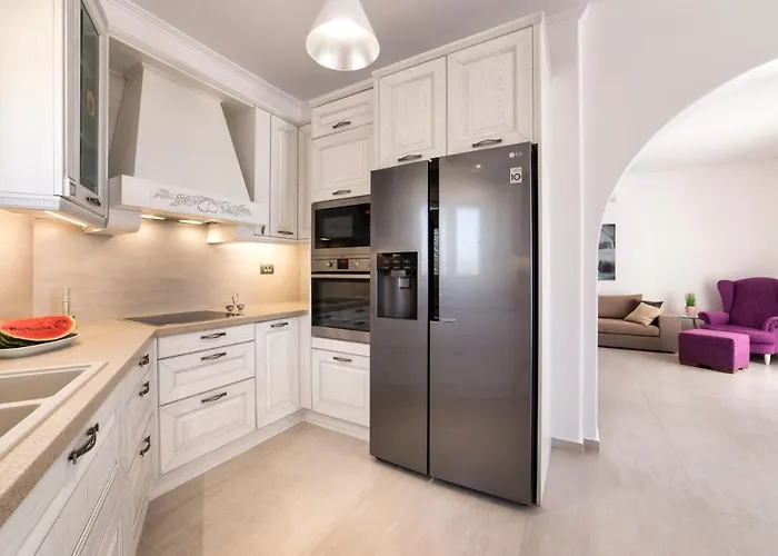 Panos Sunset View פארוס