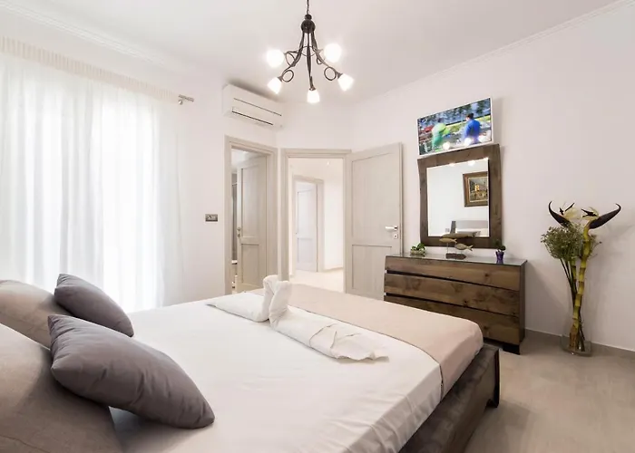 Panos Sunset View וילה פארוס