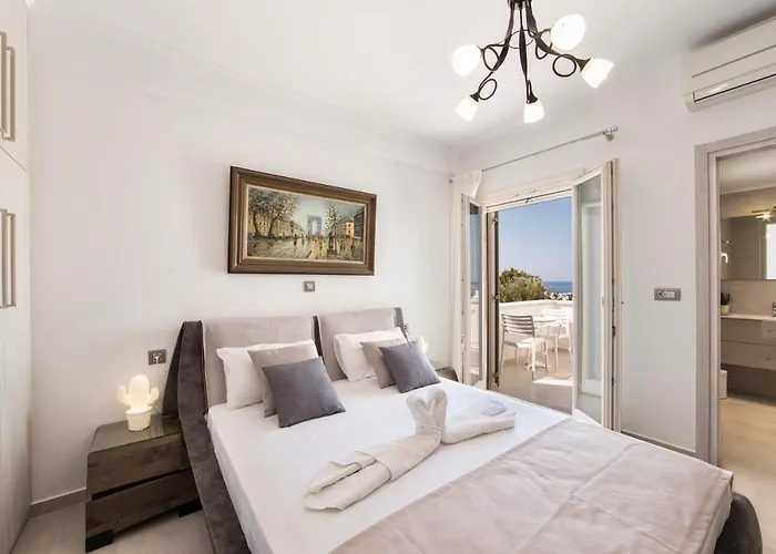 Panos Sunset View וילה