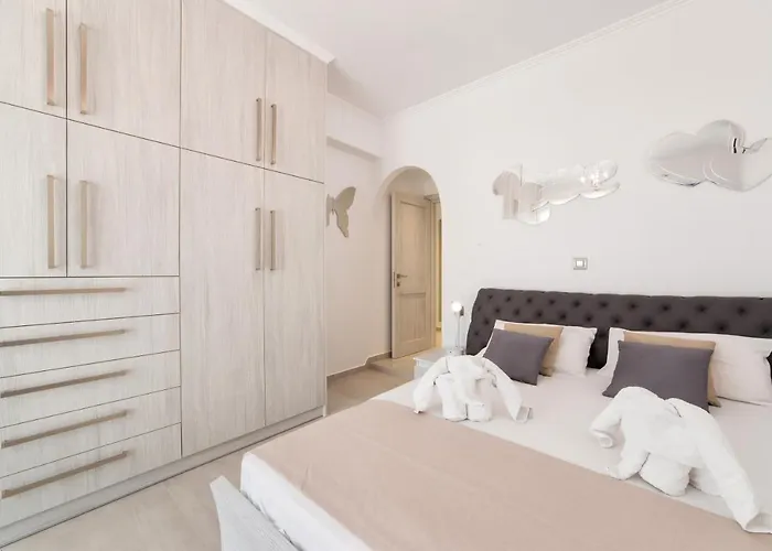 Panos Sunset View פארוס