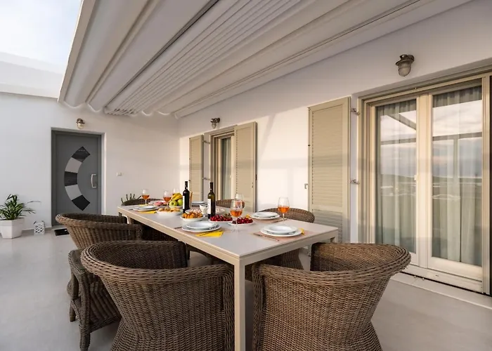 Panos Sunset View Villa *